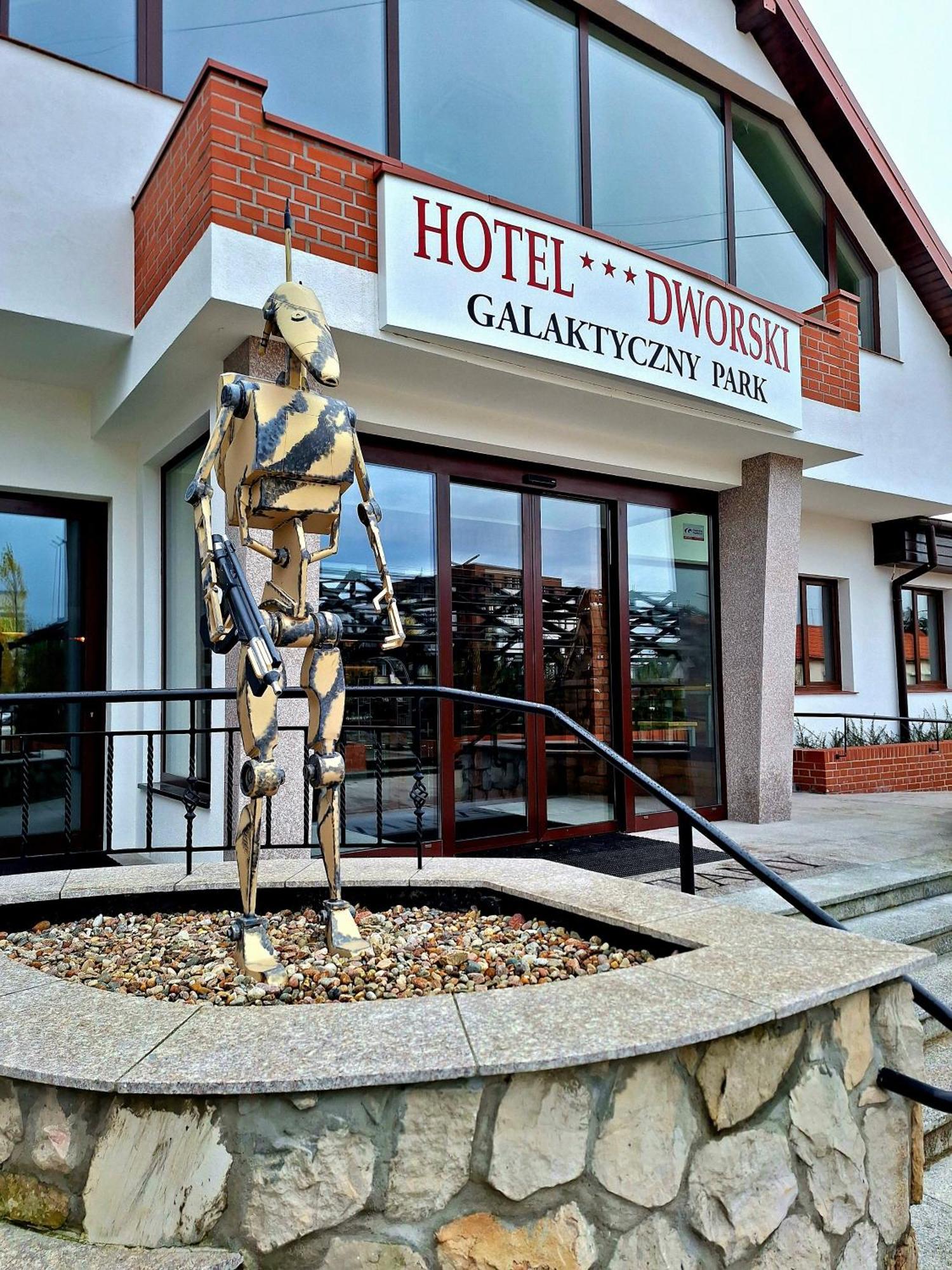 Hotel Dworski Galaktyczny Park Warzymice Екстериор снимка